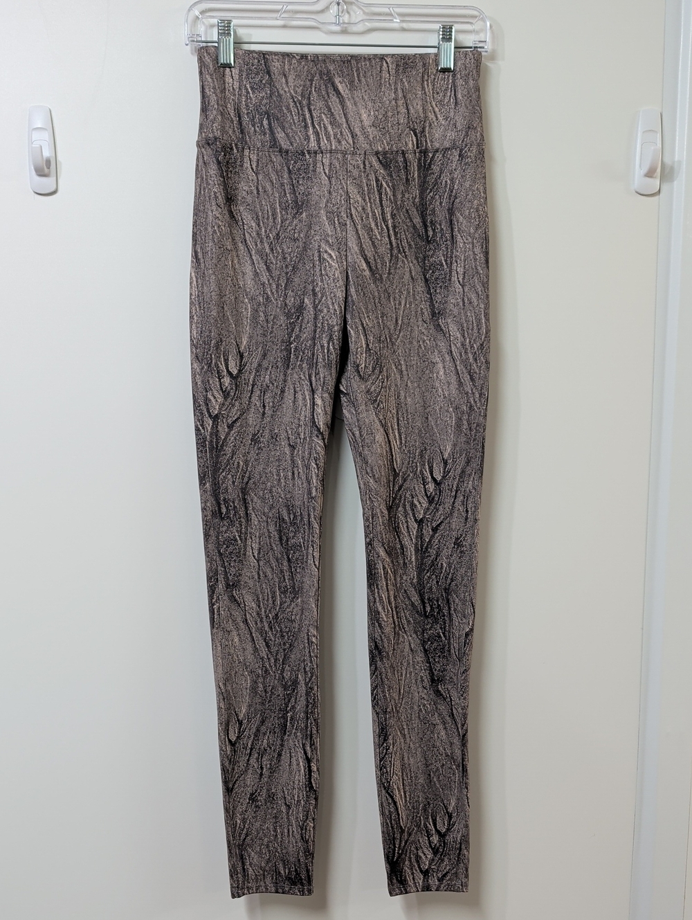 Soulgani Active Camo High Waisted Leggings Size Small Tall